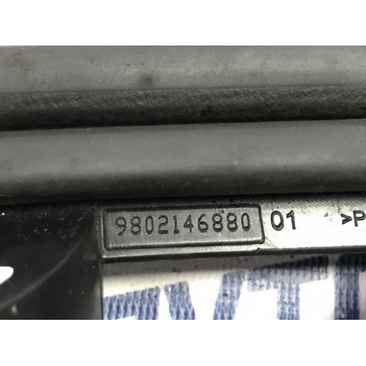 Направляюча скла двері задньої лівої Peugeot 308 SW 2013-2021 9802146880